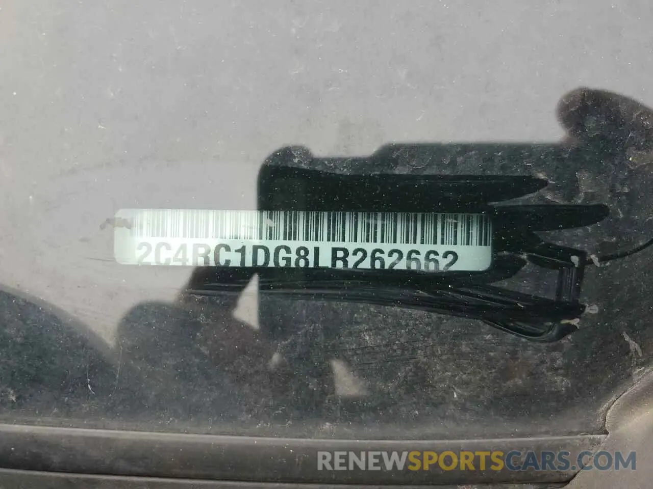 13 Photograph of a damaged car 2C4RC1DG8LR262662 CHRYSLER MINIVAN 2020