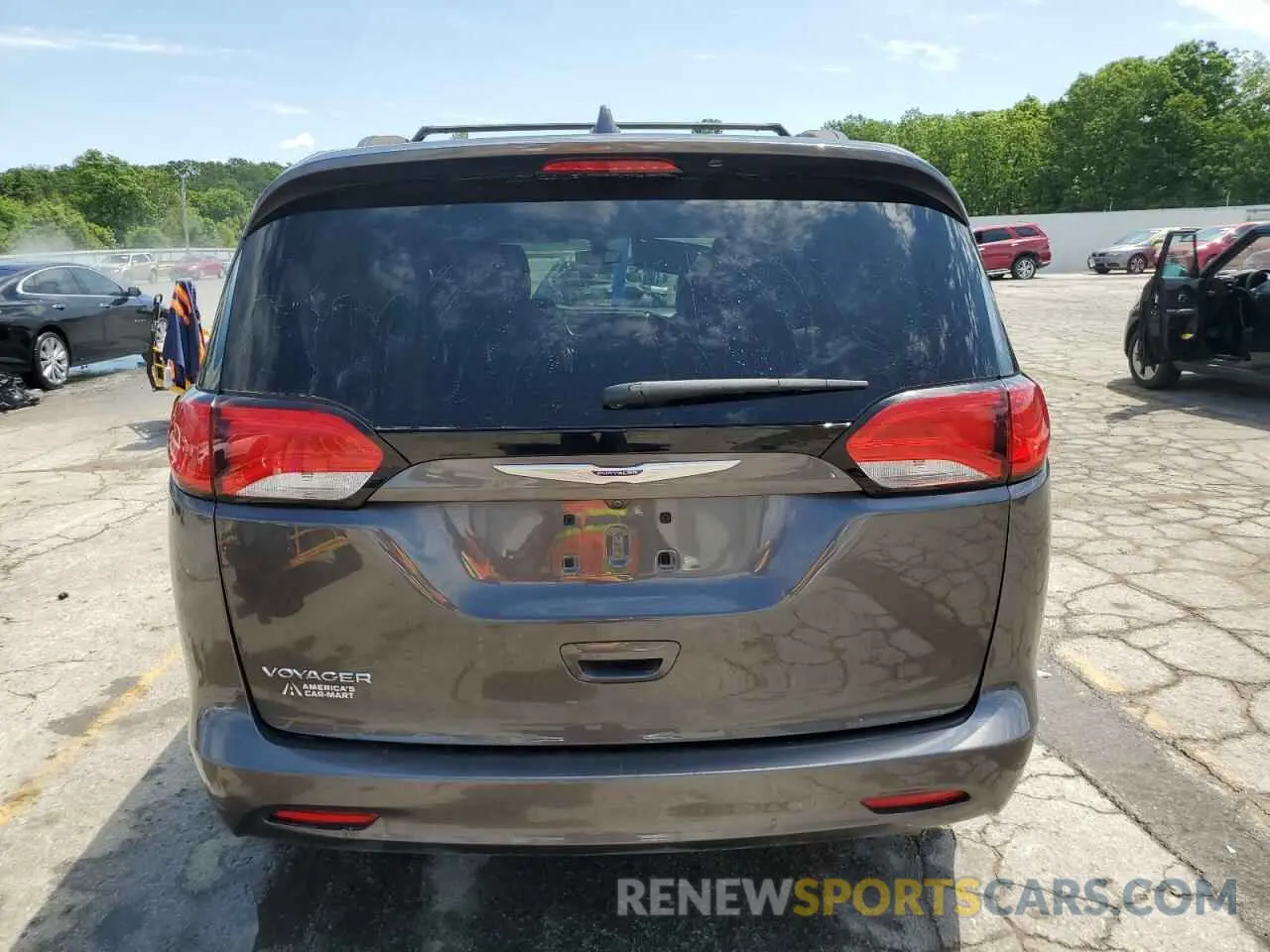 6 Photograph of a damaged car 2C4RC1DG9LR157824 CHRYSLER MINIVAN 2020
