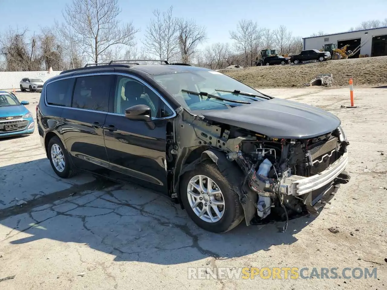 4 Photograph of a damaged car 2C4RC1DG9LR264839 CHRYSLER MINIVAN 2020