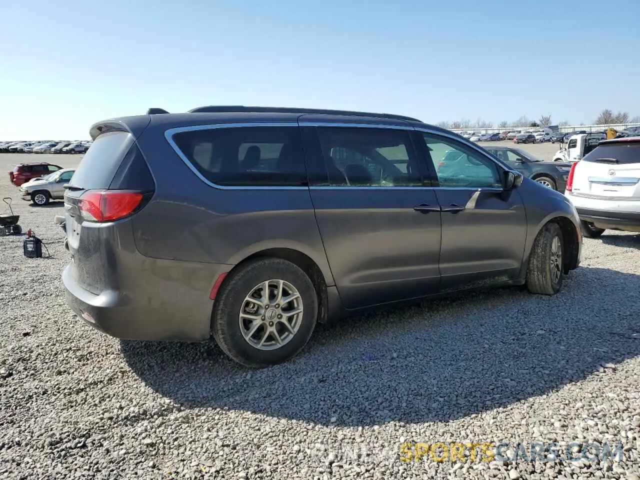 3 Photograph of a damaged car 2C4RC1CG0MR553112 CHRYSLER MINIVAN 2021