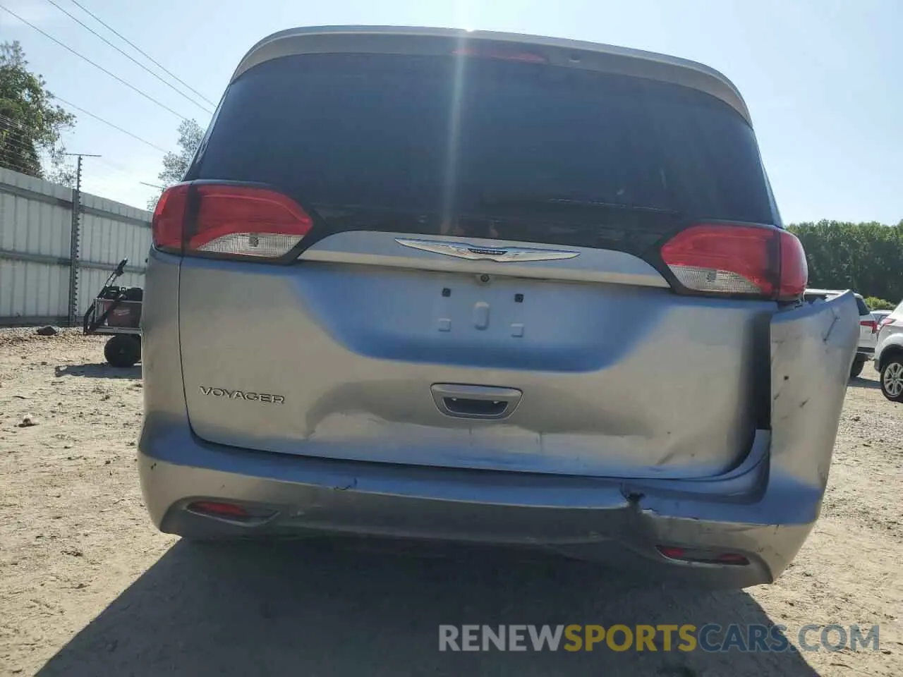 6 Photograph of a damaged car 2C4RC1DG2MR570394 CHRYSLER MINIVAN 2021