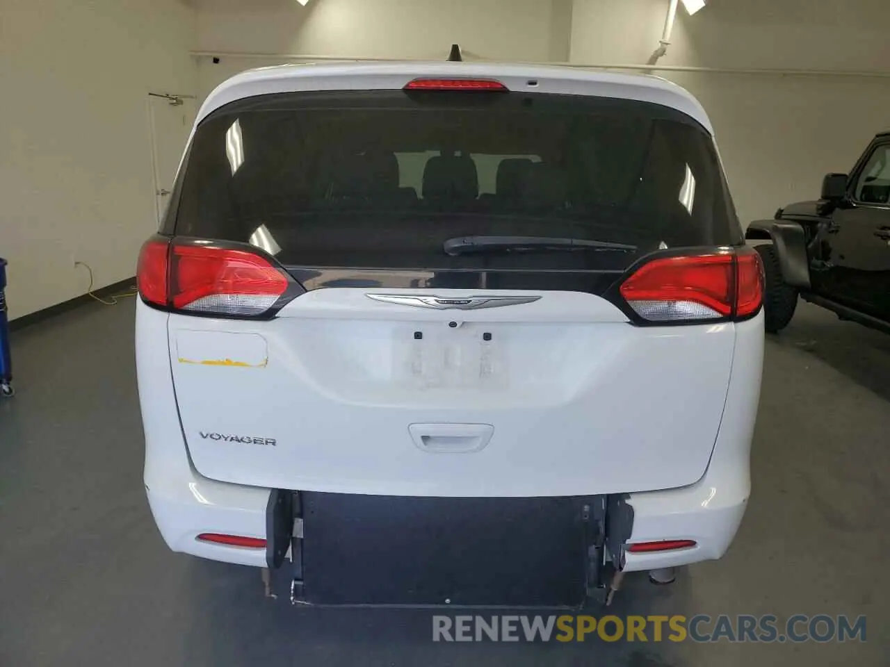 6 Photograph of a damaged car 2C4RC1DG3MR545911 CHRYSLER MINIVAN 2021
