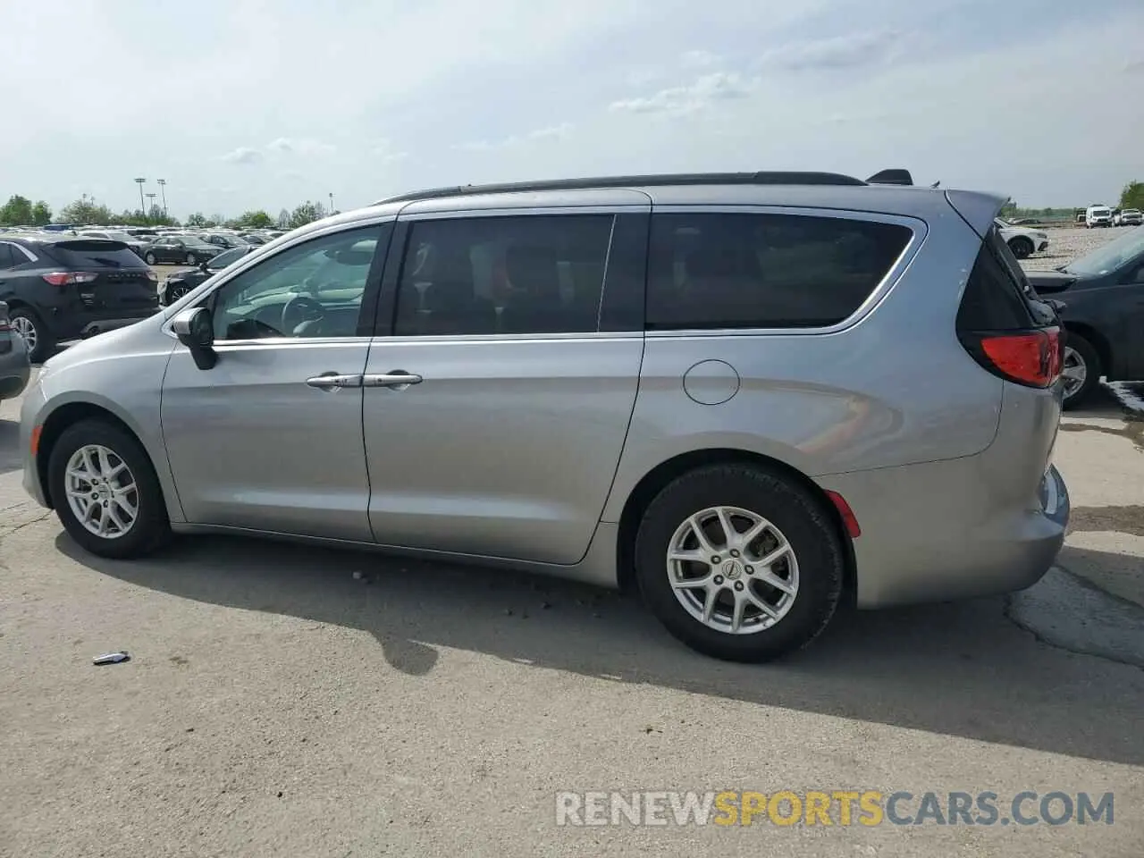 2 Photograph of a damaged car 2C4RC1DG5MR520637 CHRYSLER MINIVAN 2021