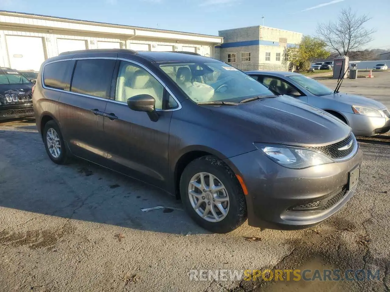 4 Photograph of a damaged car 2C4RC1DG7MR549895 CHRYSLER MINIVAN 2021