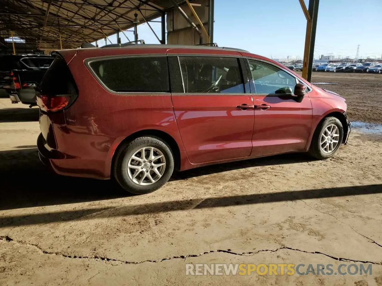 3 Photograph of a damaged car 2C4RC1DG8MR539618 CHRYSLER MINIVAN 2021