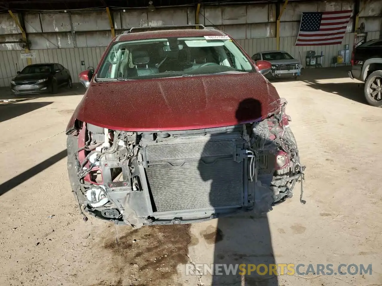 5 Photograph of a damaged car 2C4RC1DG8MR539618 CHRYSLER MINIVAN 2021