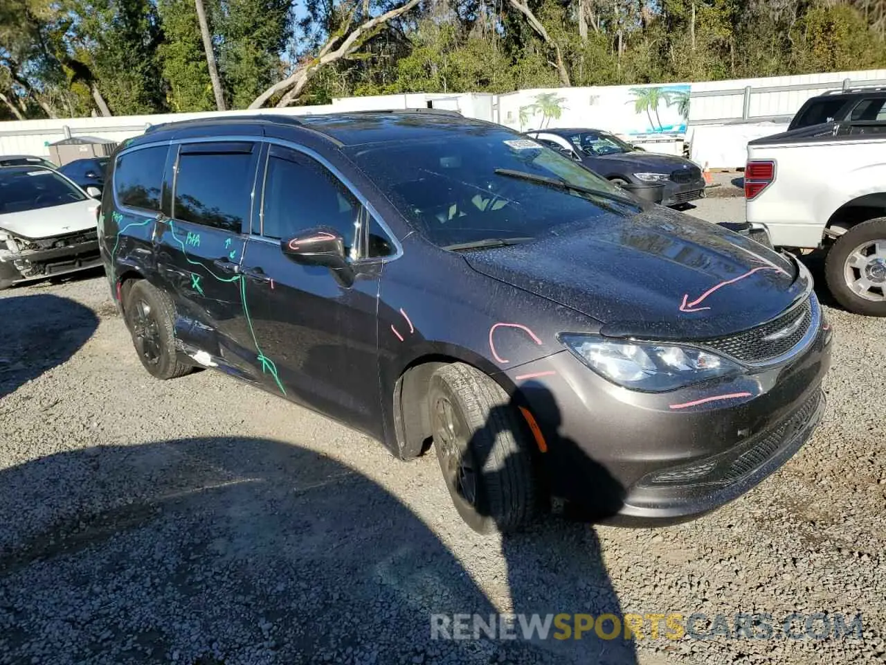 4 Photograph of a damaged car 2C4RC1DGXMR532699 CHRYSLER MINIVAN 2021