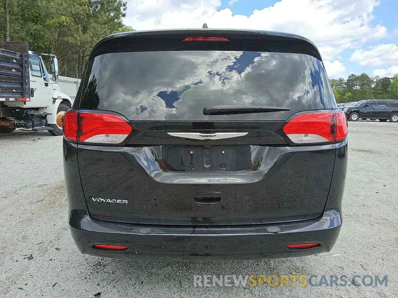 6 Photograph of a damaged car 2C4RC1CG2NR153022 CHRYSLER MINIVAN 2022