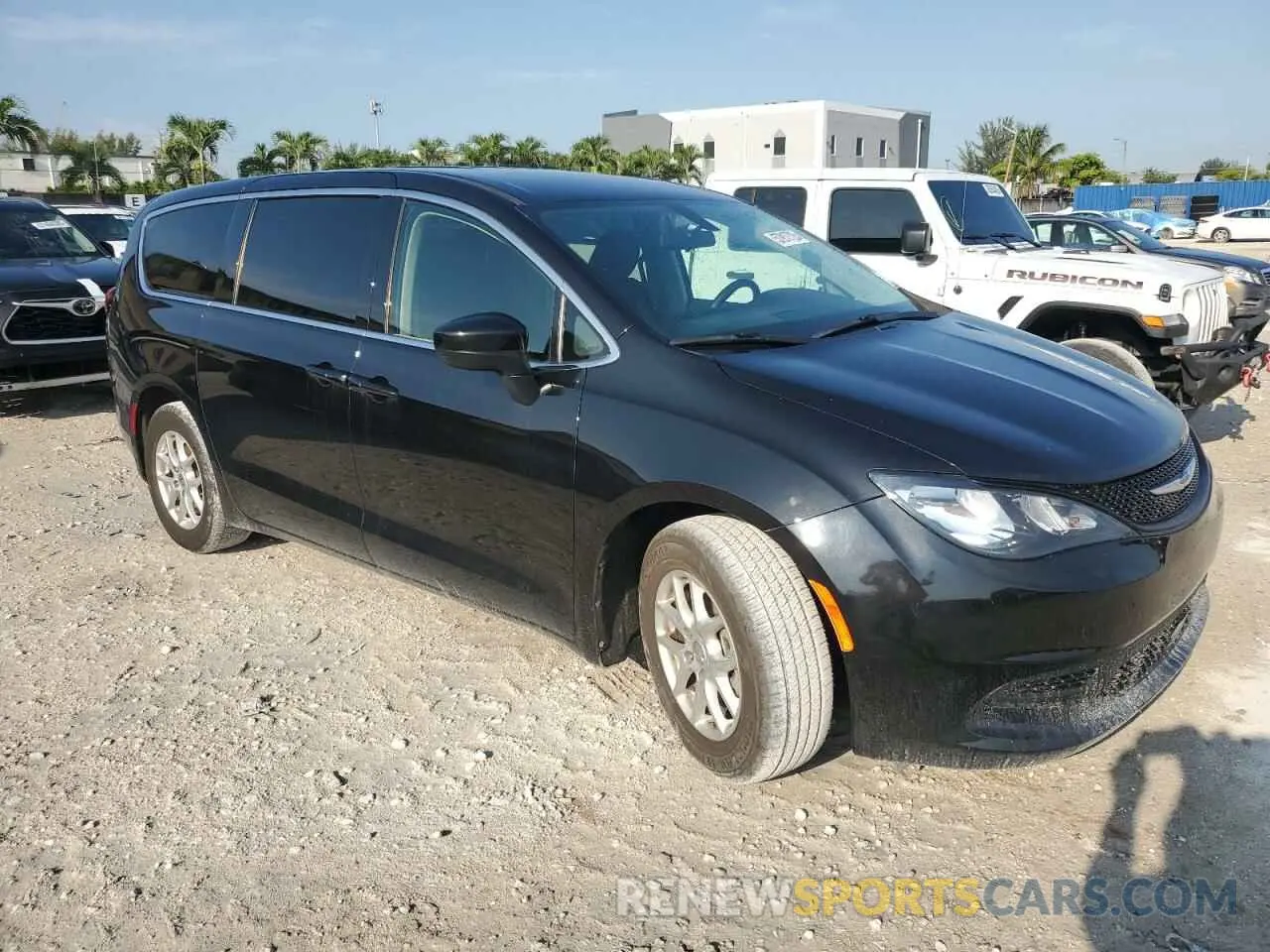 4 Photograph of a damaged car 2C4RC1CG3NR102807 CHRYSLER MINIVAN 2022