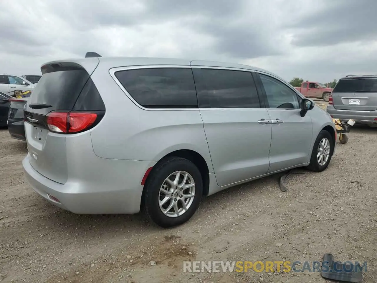 3 Photograph of a damaged car 2C4RC1CG3NR213311 CHRYSLER MINIVAN 2022
