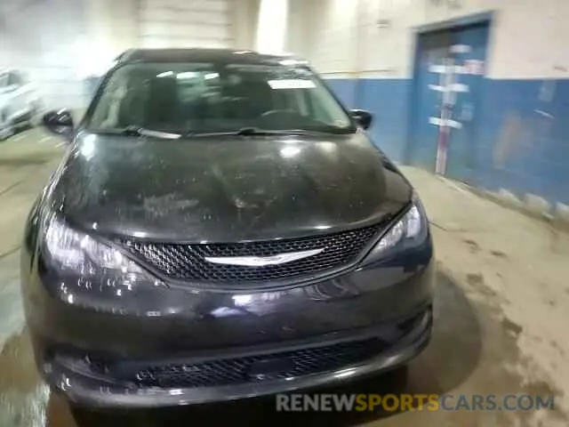 14 Photograph of a damaged car 2C4RC1CG5NR219031 CHRYSLER MINIVAN 2022
