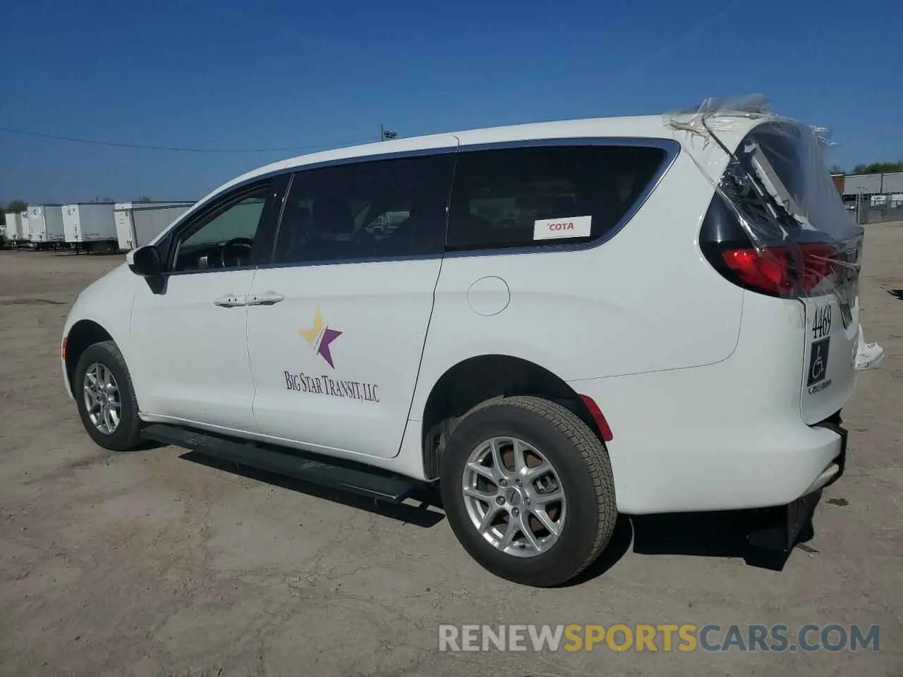 2 Photograph of a damaged car 2C4RC1CG8NR162789 CHRYSLER MINIVAN 2022