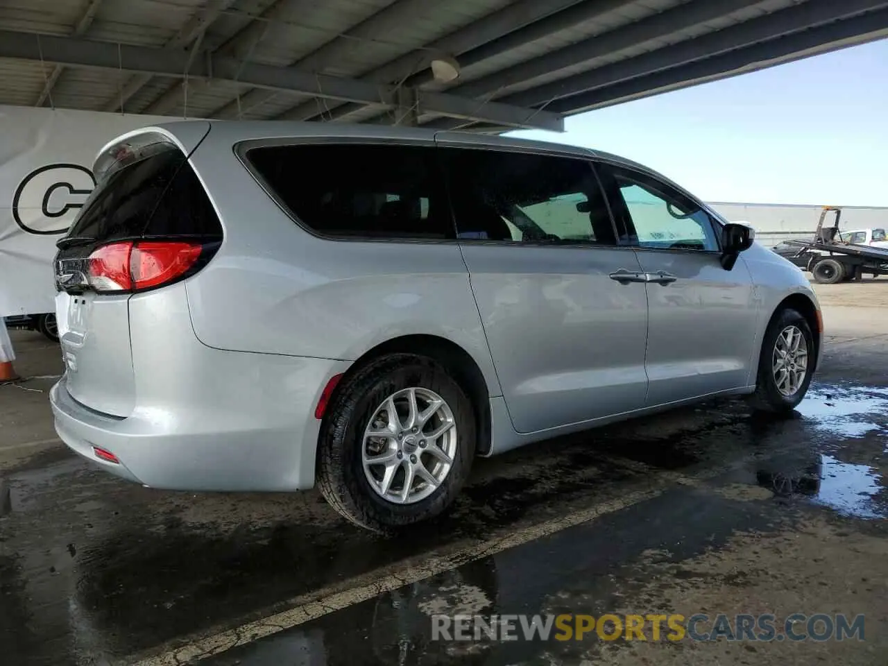 3 Photograph of a damaged car 2C4RC1CG2PR586911 CHRYSLER MINIVAN 2023