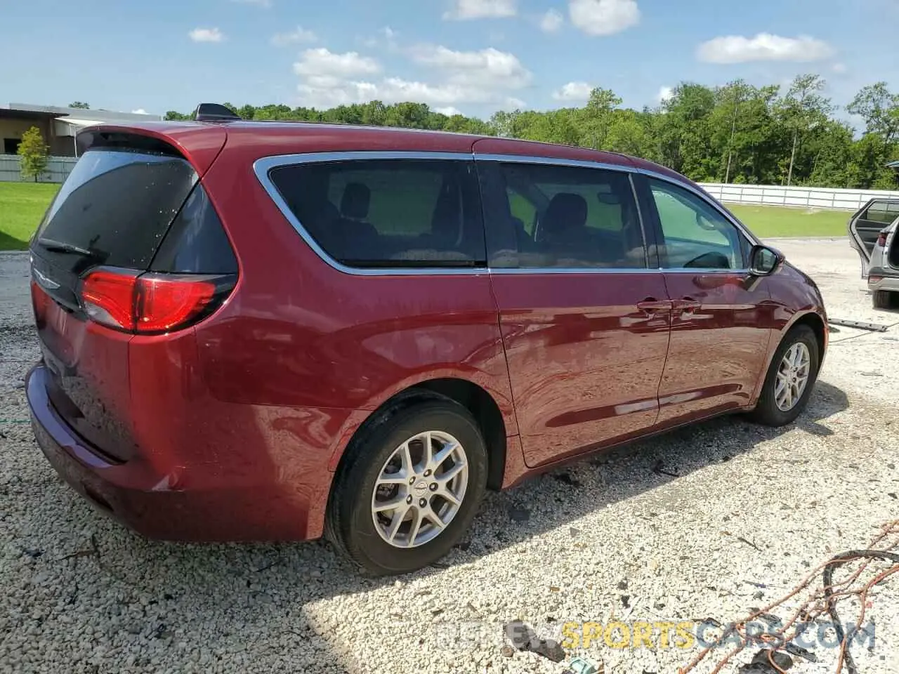 3 Photograph of a damaged car 2C4RC1CG3PR607992 CHRYSLER MINIVAN 2023