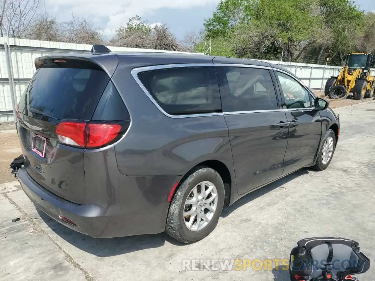 3 Photograph of a damaged car 2C4RC1CG8PR530181 CHRYSLER MINIVAN 2023