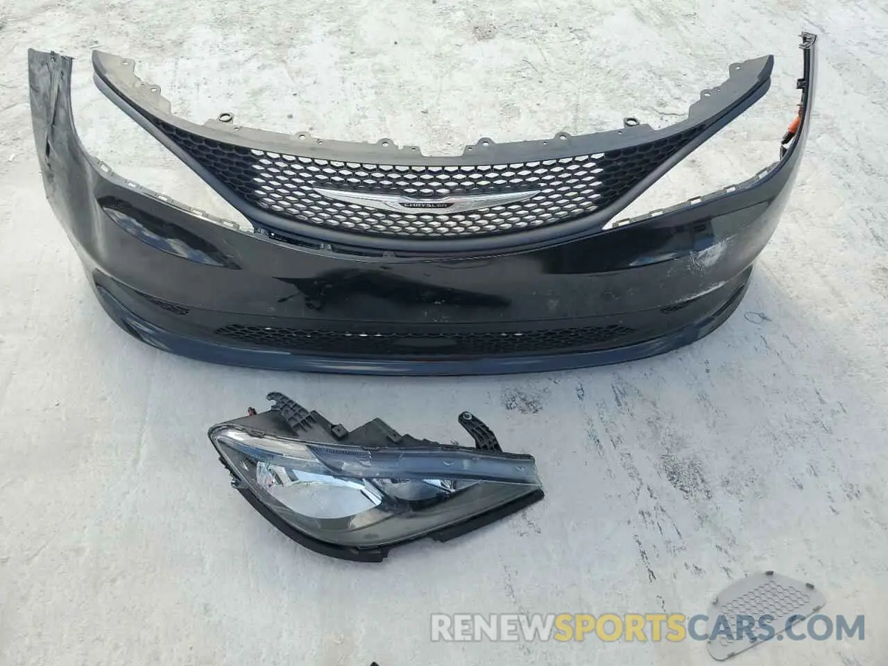 13 Photograph of a damaged car 2C4RC1CGXPR531929 CHRYSLER MINIVAN 2023