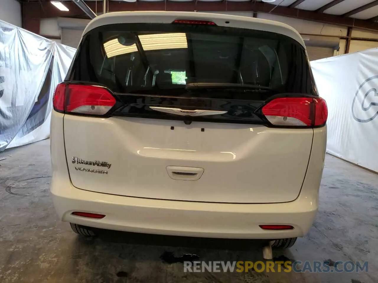 6 Photograph of a damaged car 2C4RC1CG2RR152488 CHRYSLER MINIVAN 2024