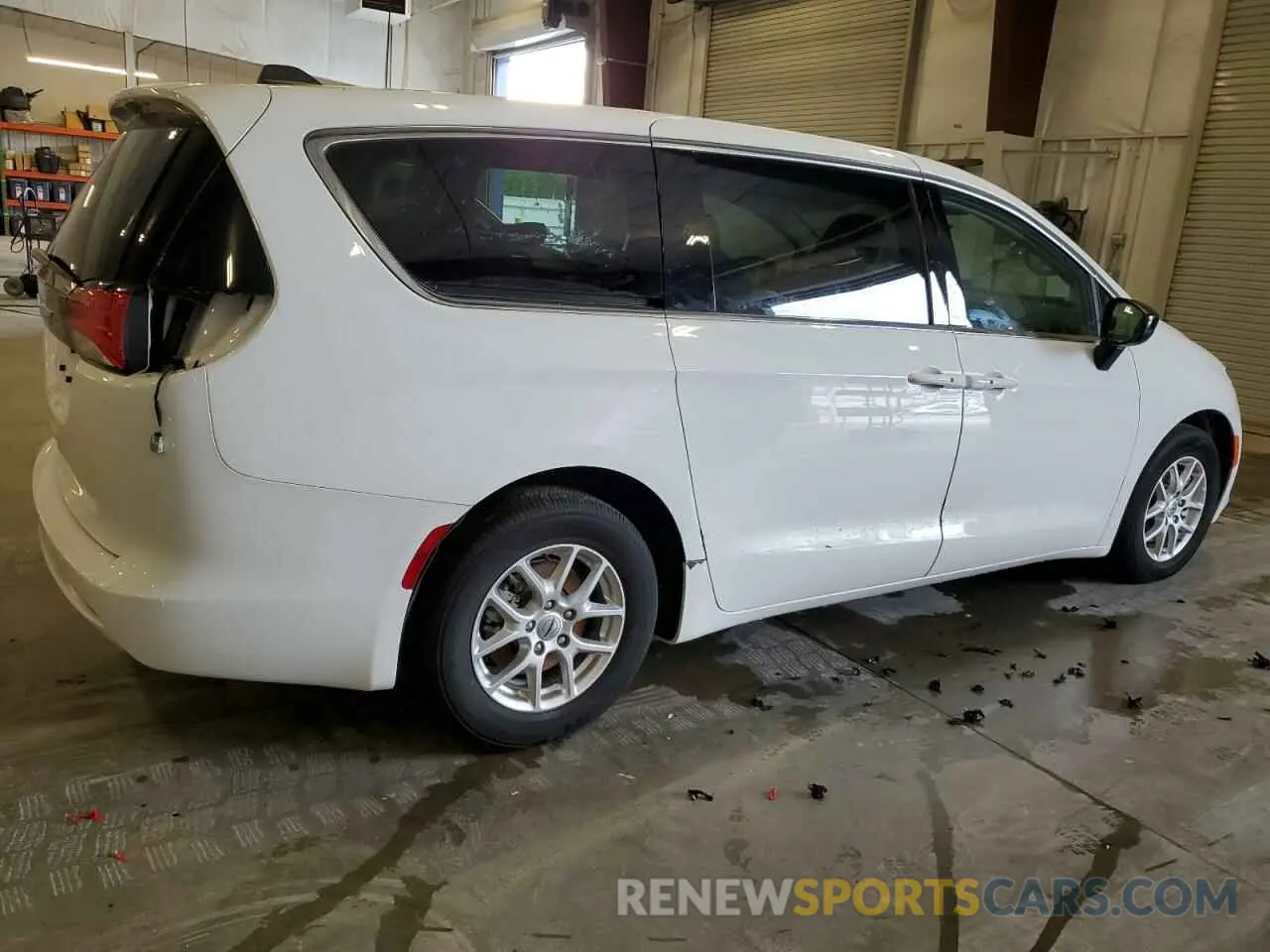 3 Photograph of a damaged car 2C4RC1CGXRR132540 CHRYSLER MINIVAN 2024
