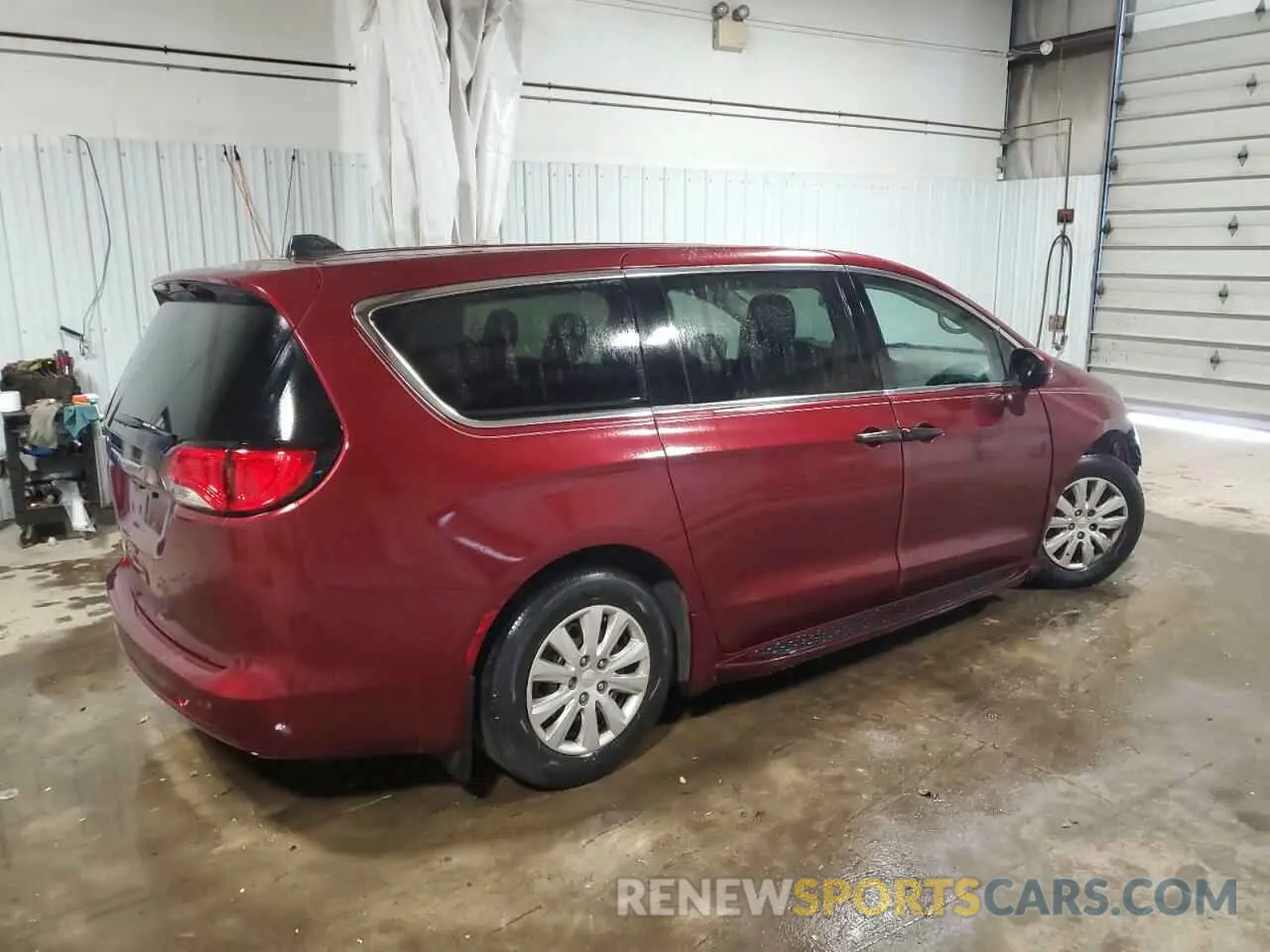 3 Photograph of a damaged car 2C4RC1AG0KR675386 CHRYSLER PACIFICA 2019