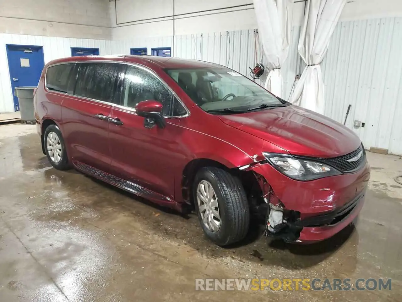 4 Photograph of a damaged car 2C4RC1AG0KR675386 CHRYSLER PACIFICA 2019