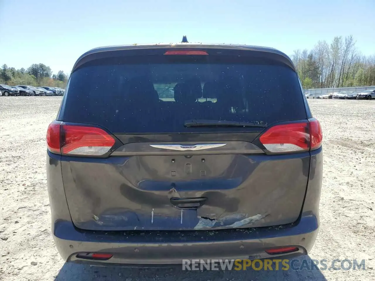 6 Photograph of a damaged car 2C4RC1AG4KR532702 CHRYSLER PACIFICA 2019
