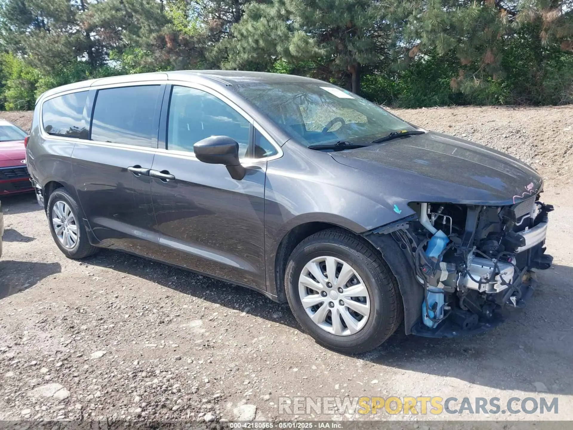 1 Photograph of a damaged car 2C4RC1AG5KR629343 CHRYSLER PACIFICA 2019