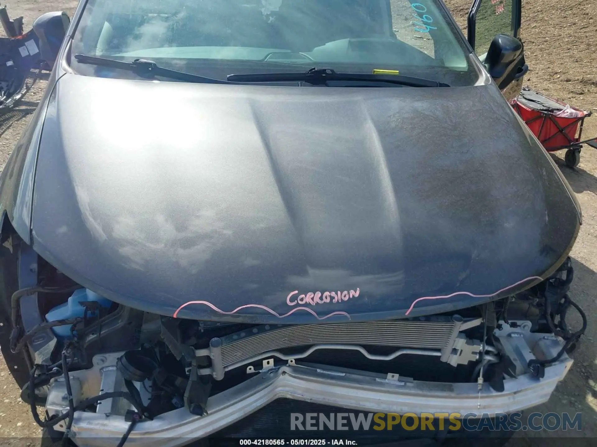 10 Photograph of a damaged car 2C4RC1AG5KR629343 CHRYSLER PACIFICA 2019