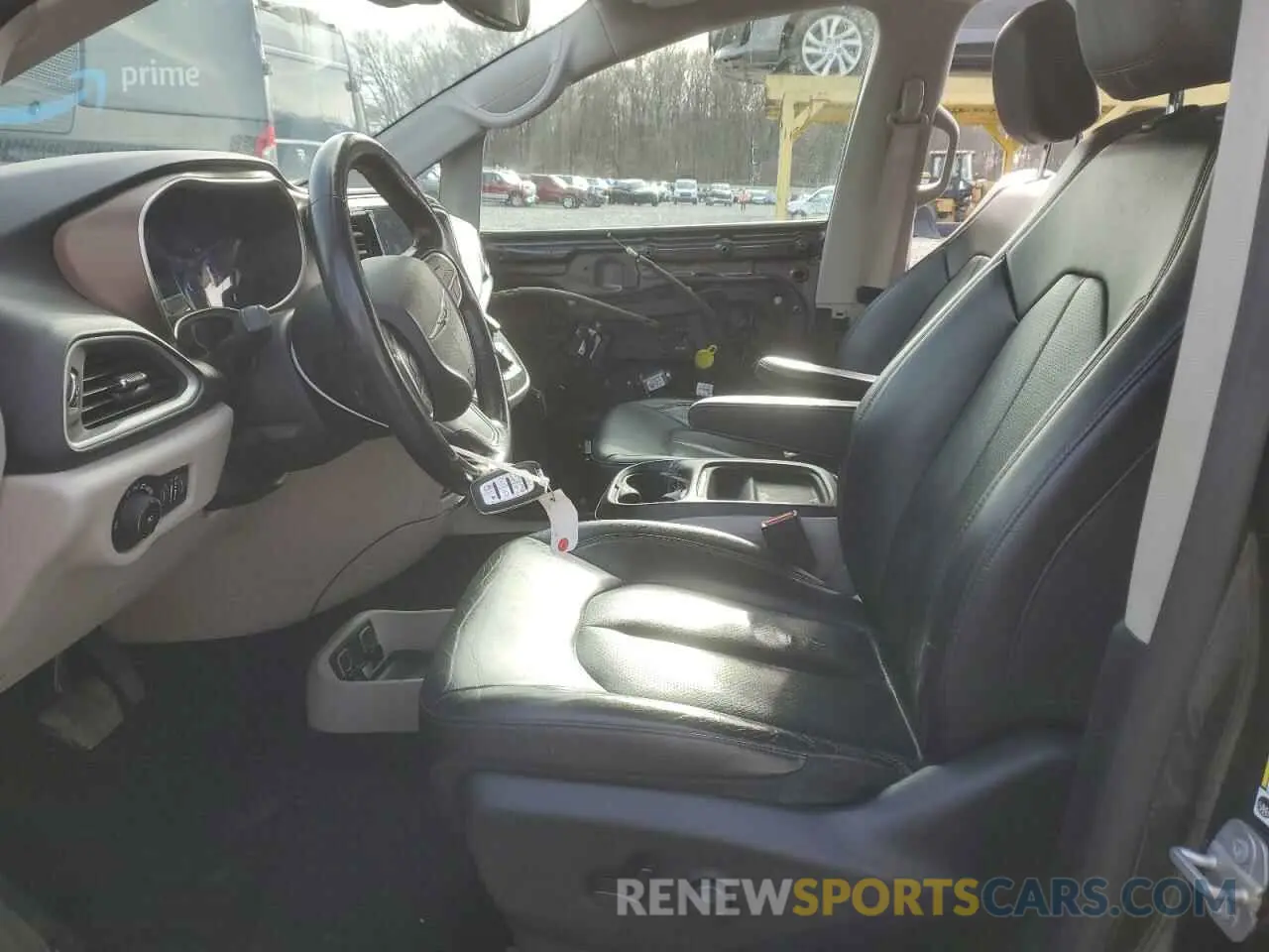7 Photograph of a damaged car 2C4RC1BG0KR678898 CHRYSLER PACIFICA 2019
