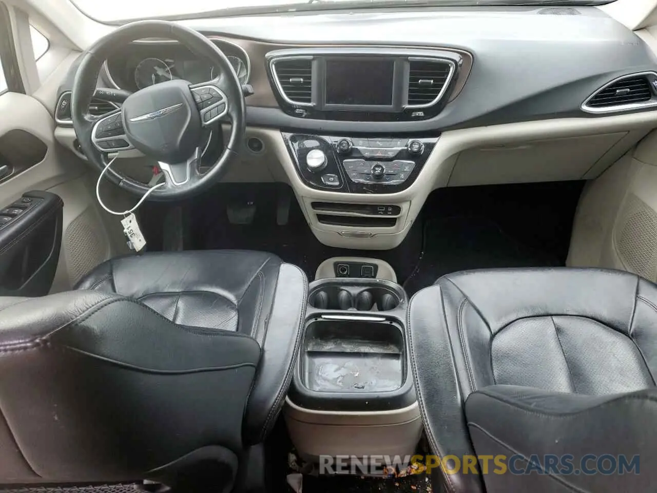 8 Photograph of a damaged car 2C4RC1BG1KR537161 CHRYSLER PACIFICA 2019