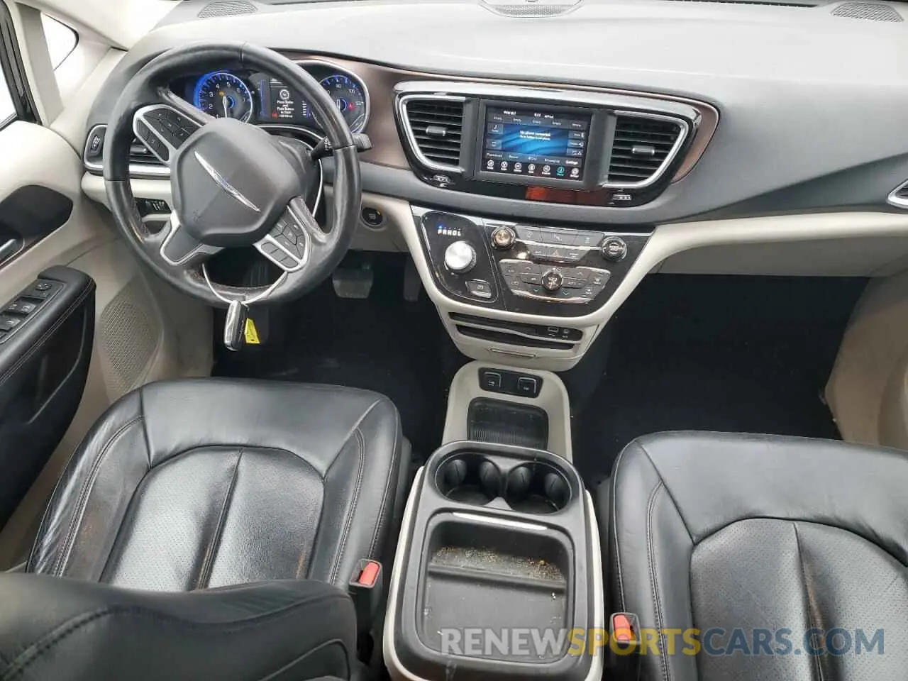 8 Photograph of a damaged car 2C4RC1BG1KR539895 CHRYSLER PACIFICA 2019
