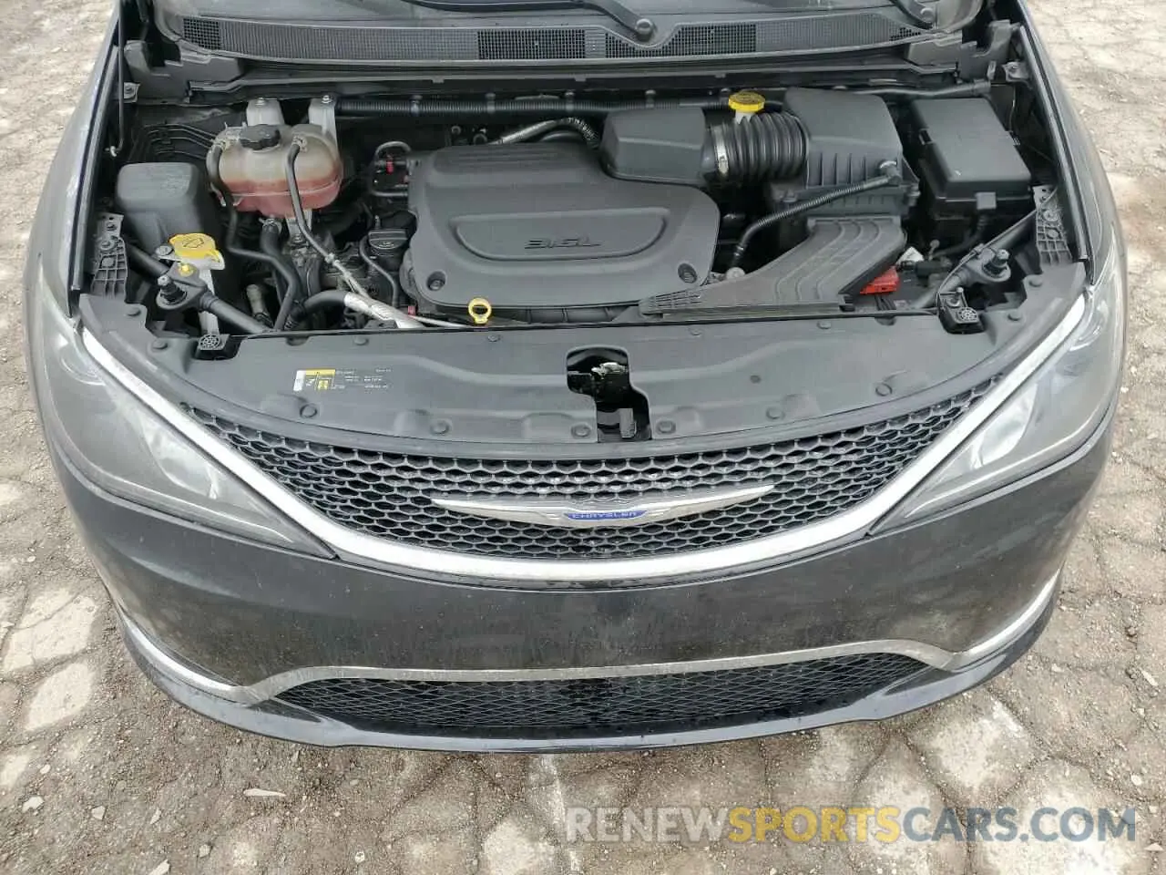 12 Photograph of a damaged car 2C4RC1BG1KR592838 CHRYSLER PACIFICA 2019