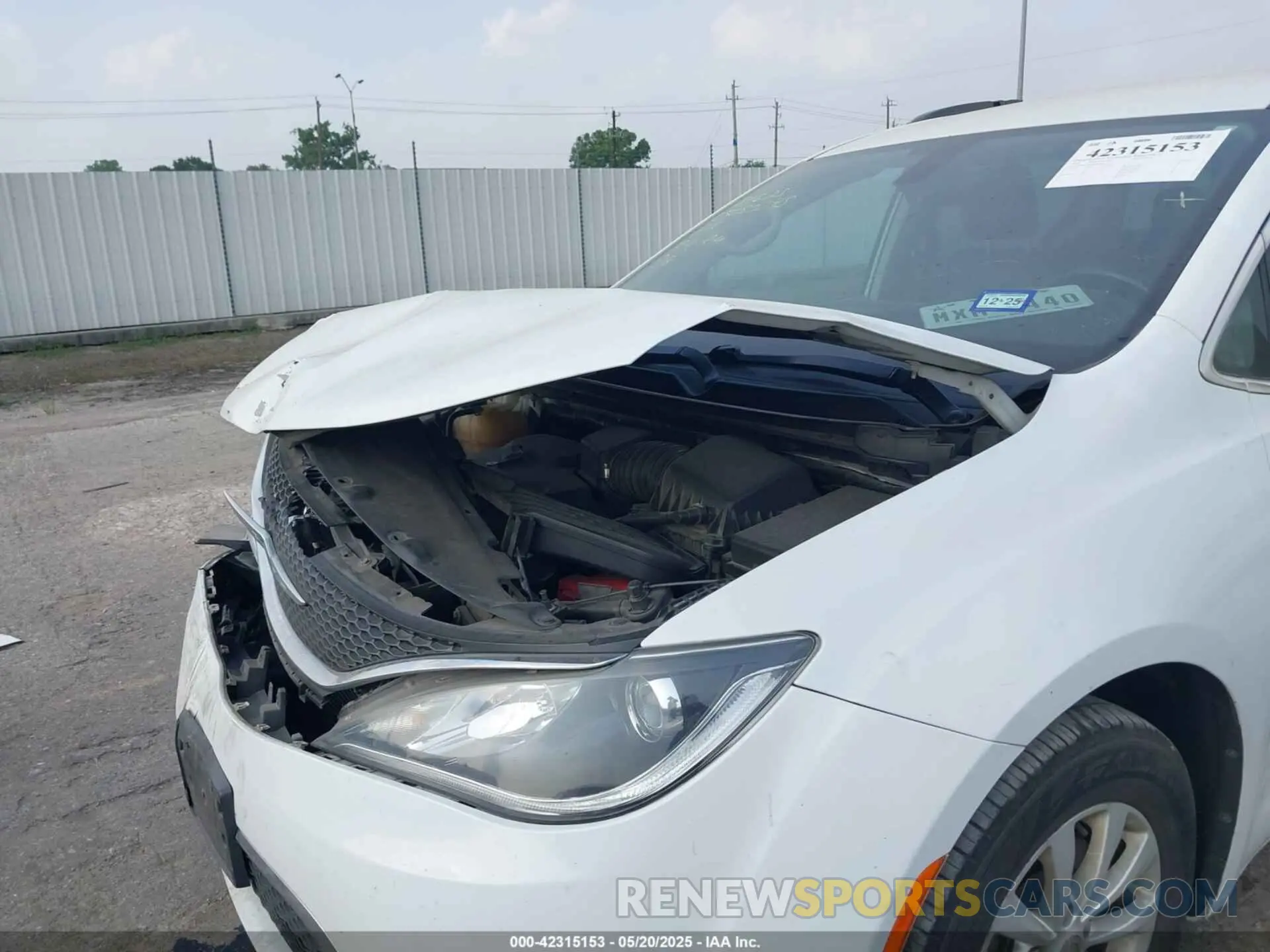 6 Photograph of a damaged car 2C4RC1BG2KR609002 CHRYSLER PACIFICA 2019