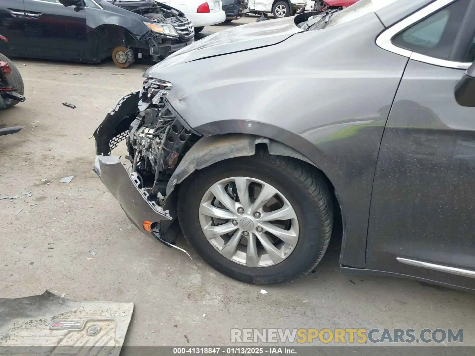 6 Photograph of a damaged car 2C4RC1BG2KR650603 CHRYSLER PACIFICA 2019