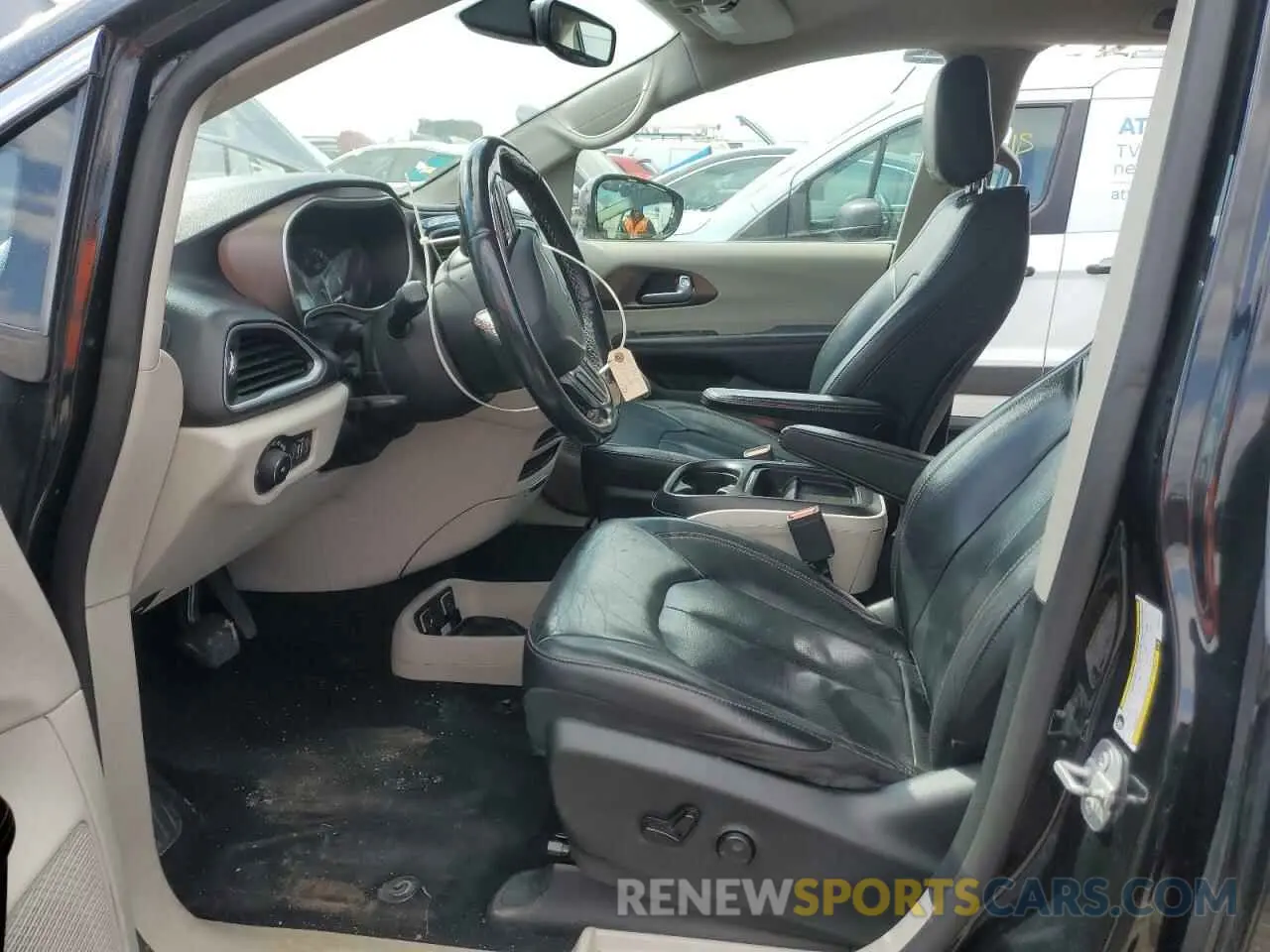 7 Photograph of a damaged car 2C4RC1BG2KR651542 CHRYSLER PACIFICA 2019