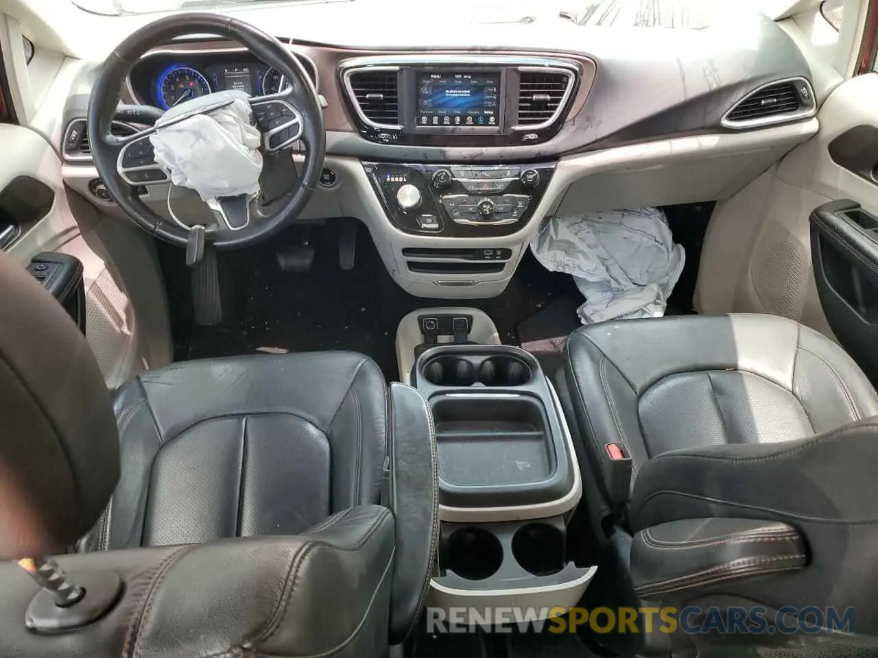 8 Photograph of a damaged car 2C4RC1BG2KR685769 CHRYSLER PACIFICA 2019