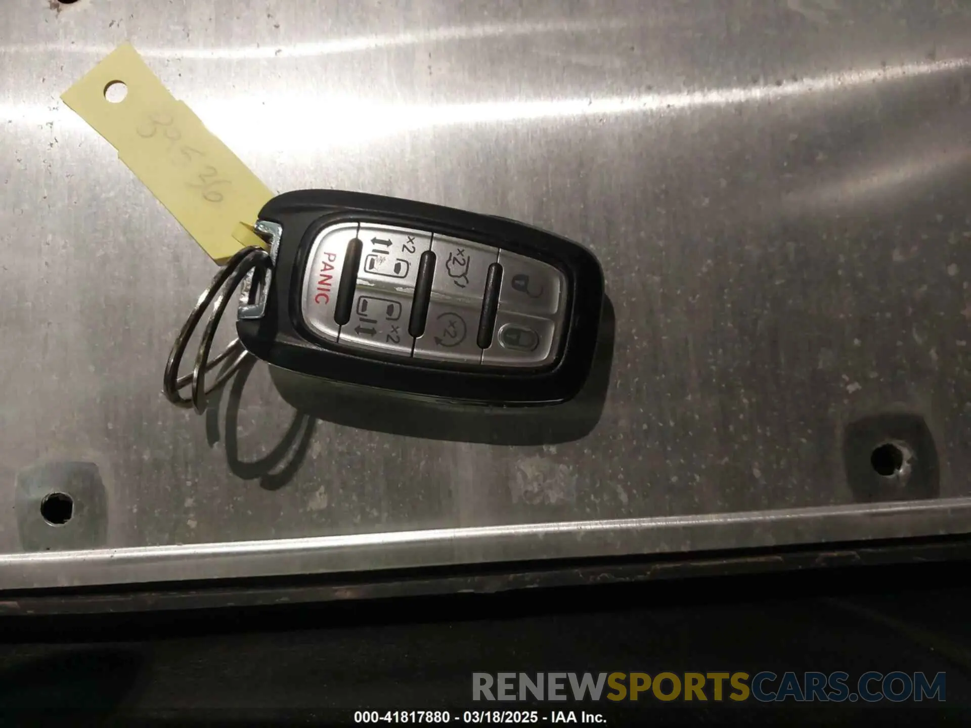 11 Photograph of a damaged car 2C4RC1BG2KR730791 CHRYSLER PACIFICA 2019