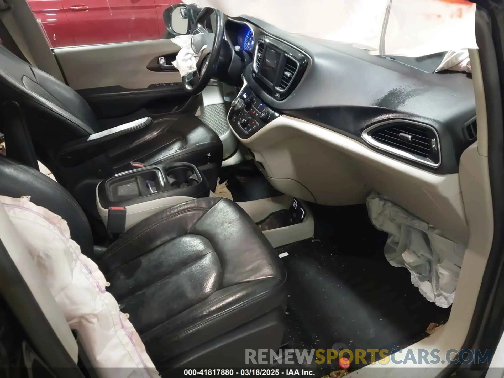 5 Photograph of a damaged car 2C4RC1BG2KR730791 CHRYSLER PACIFICA 2019