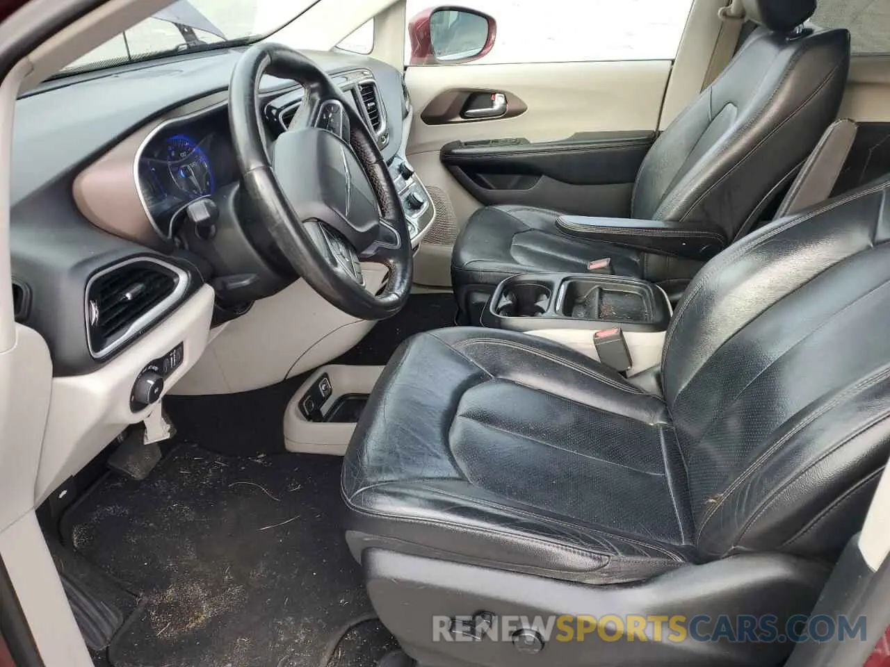 7 Photograph of a damaged car 2C4RC1BG3KR596762 CHRYSLER PACIFICA 2019