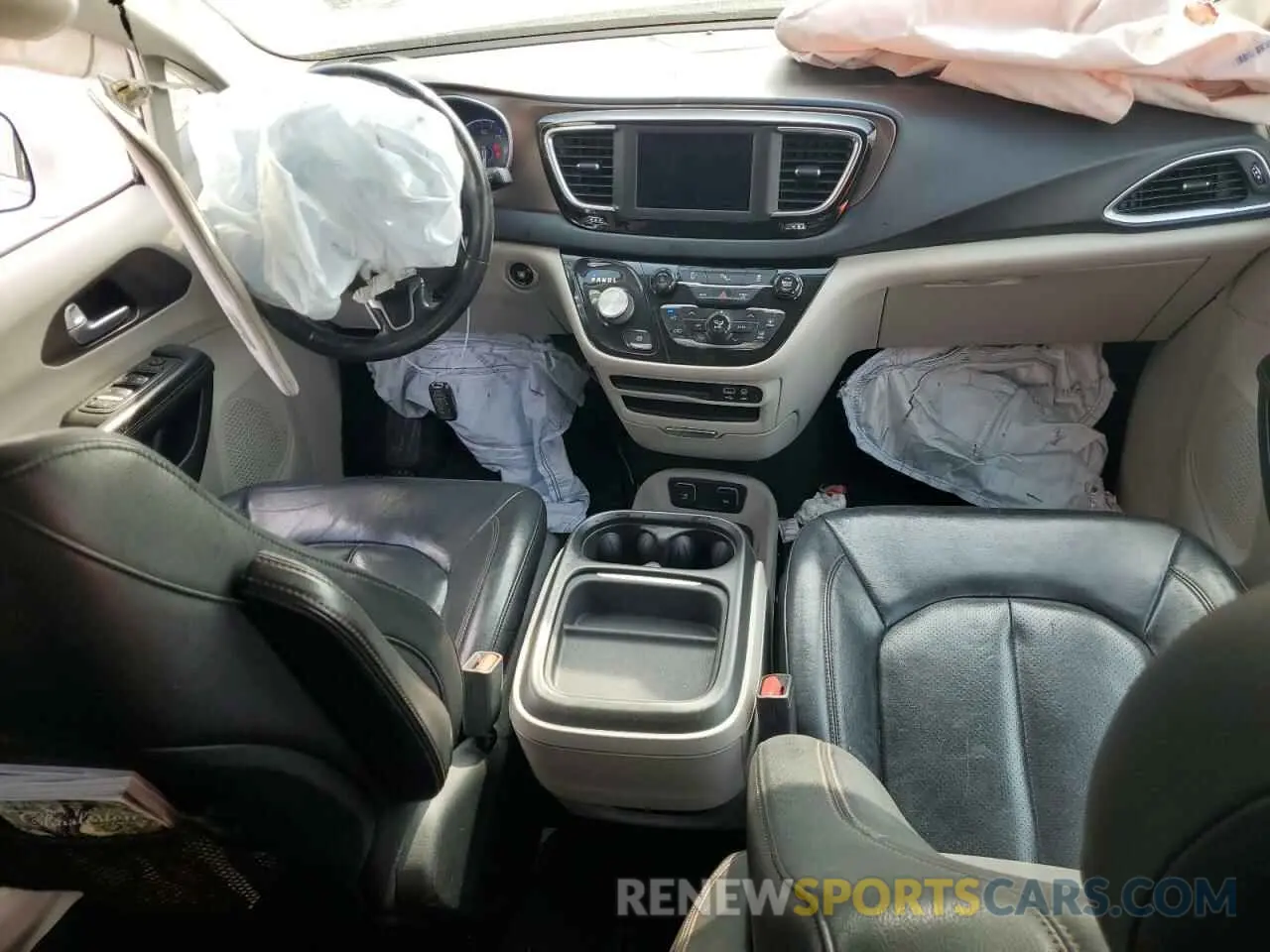 8 Photograph of a damaged car 2C4RC1BG4KR537378 CHRYSLER PACIFICA 2019