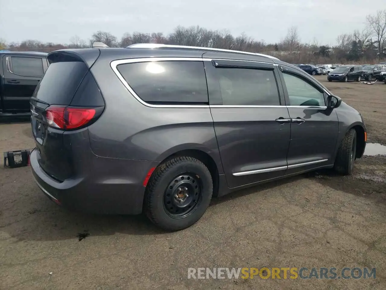 3 Photograph of a damaged car 2C4RC1BG4KR550390 CHRYSLER PACIFICA 2019