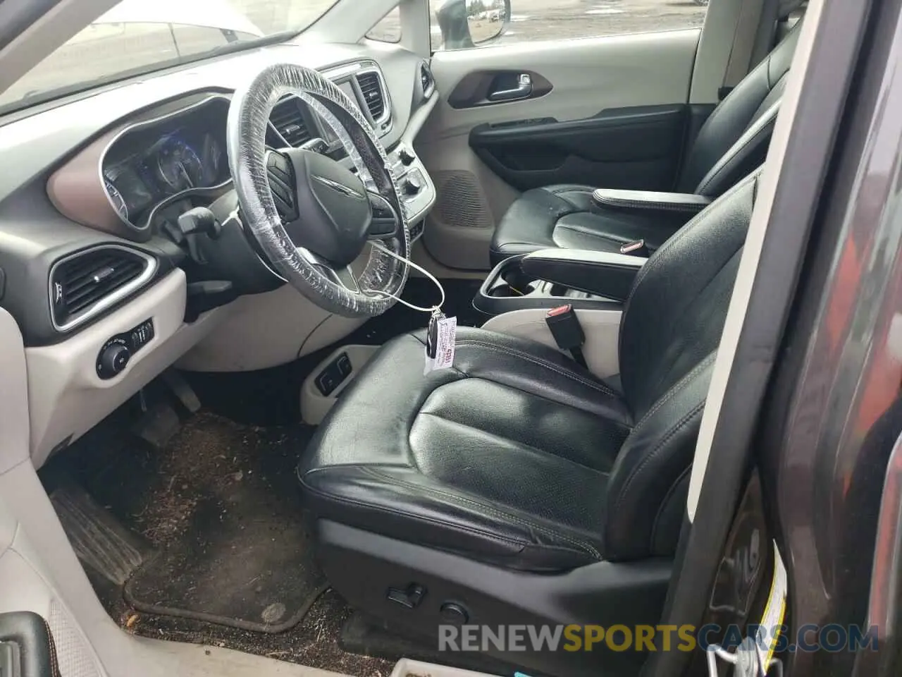 7 Photograph of a damaged car 2C4RC1BG4KR550390 CHRYSLER PACIFICA 2019