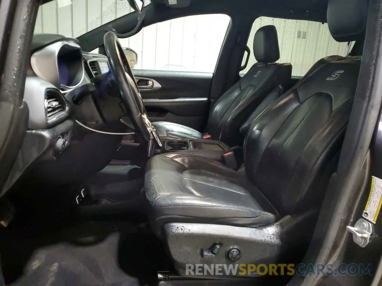 7 Photograph of a damaged car 2C4RC1BG4KR598312 CHRYSLER PACIFICA 2019