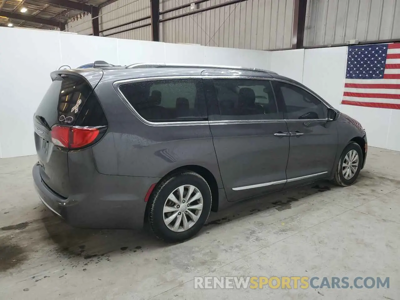 3 Photograph of a damaged car 2C4RC1BG4KR626710 CHRYSLER PACIFICA 2019