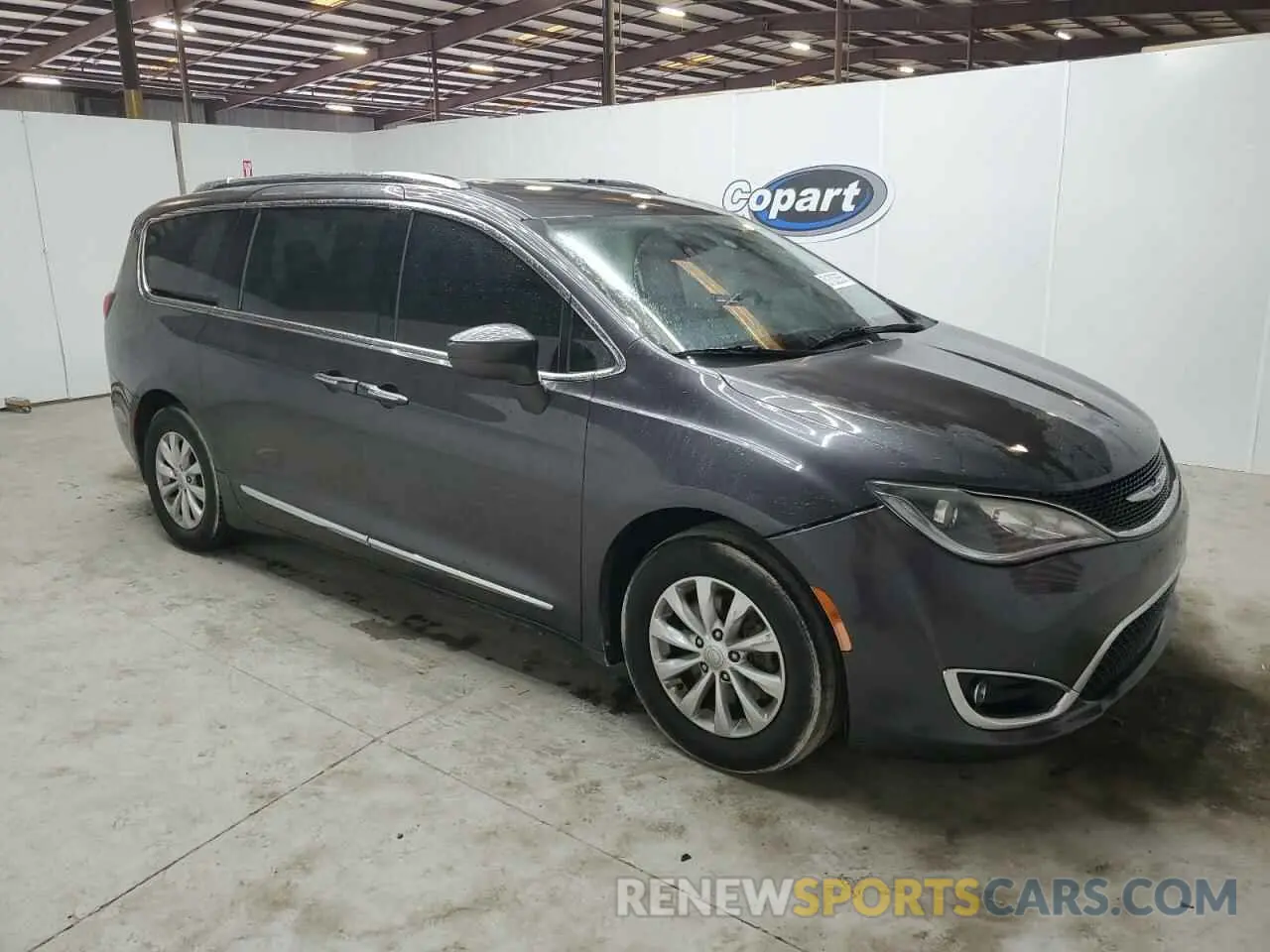 4 Photograph of a damaged car 2C4RC1BG4KR626710 CHRYSLER PACIFICA 2019