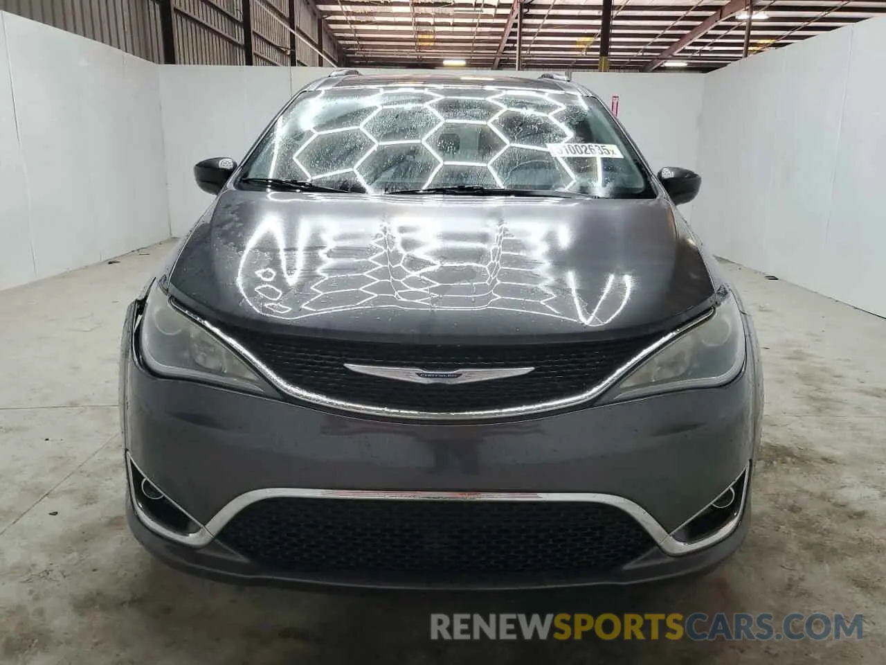 5 Photograph of a damaged car 2C4RC1BG4KR626710 CHRYSLER PACIFICA 2019