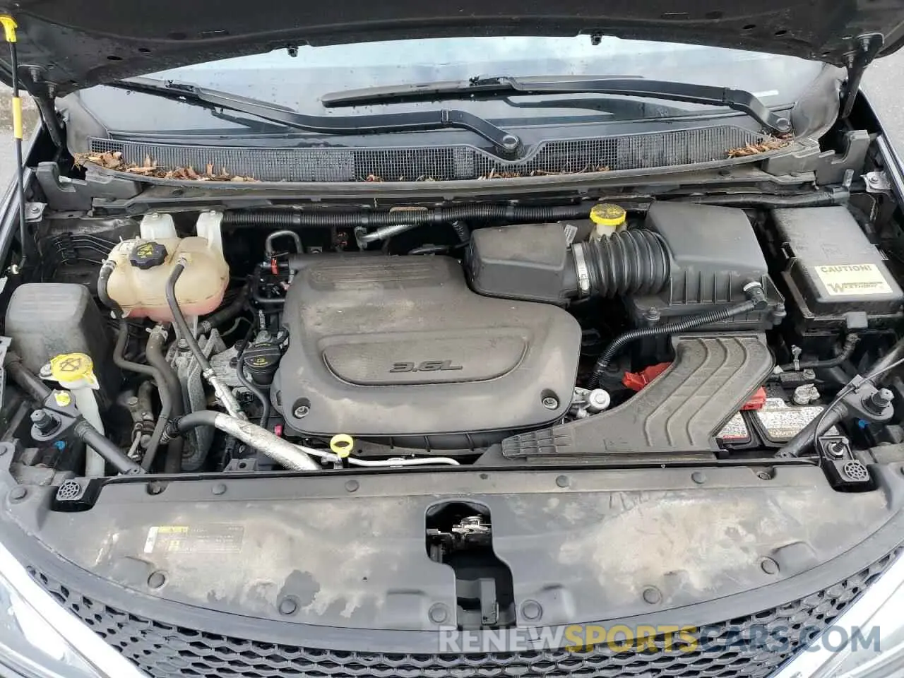 12 Photograph of a damaged car 2C4RC1BG4KR733255 CHRYSLER PACIFICA 2019