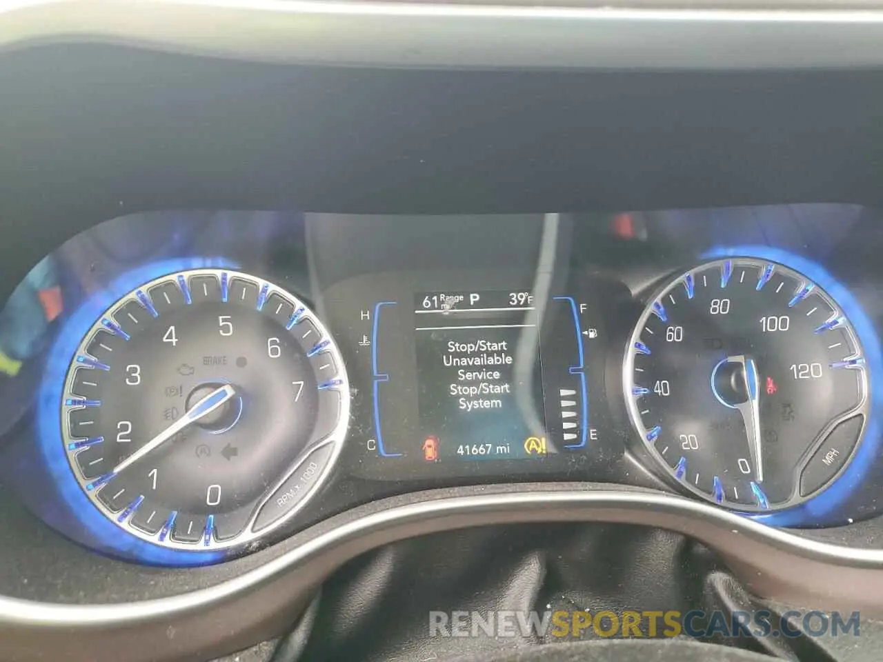 9 Photograph of a damaged car 2C4RC1BG4KR733255 CHRYSLER PACIFICA 2019