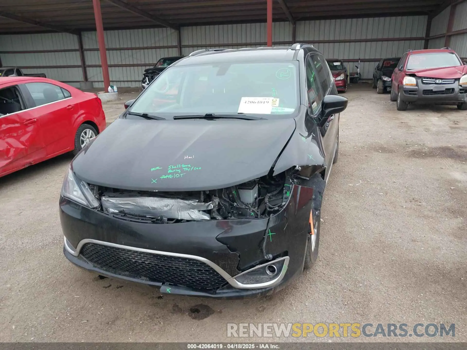 12 Photograph of a damaged car 2C4RC1BG5KR651535 CHRYSLER PACIFICA 2019