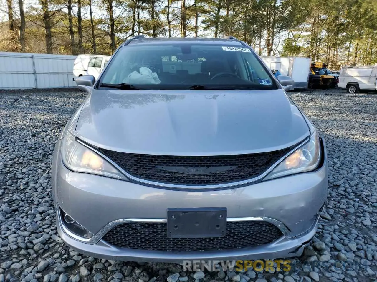5 Photograph of a damaged car 2C4RC1BG6KR668313 CHRYSLER PACIFICA 2019