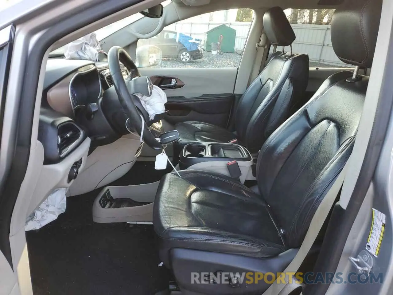 7 Photograph of a damaged car 2C4RC1BG6KR668313 CHRYSLER PACIFICA 2019